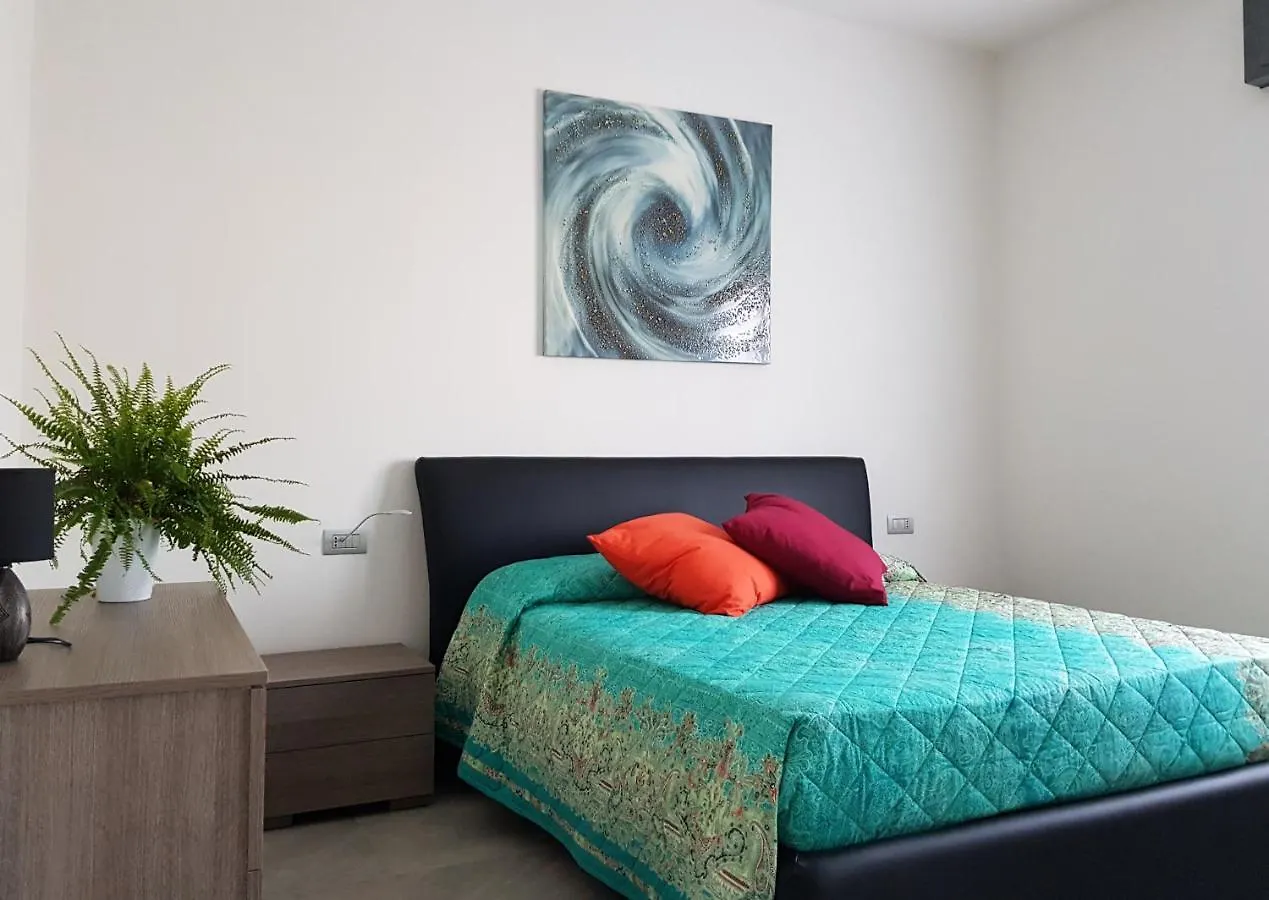 Yelay Apartments & Holiday Lago Di Garda Raffa