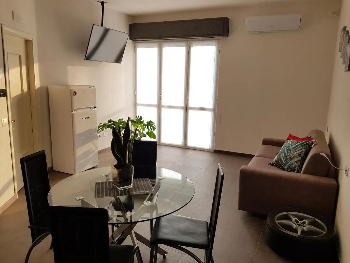 Yelay Apartments & Holiday Lago Di Garda Raffa