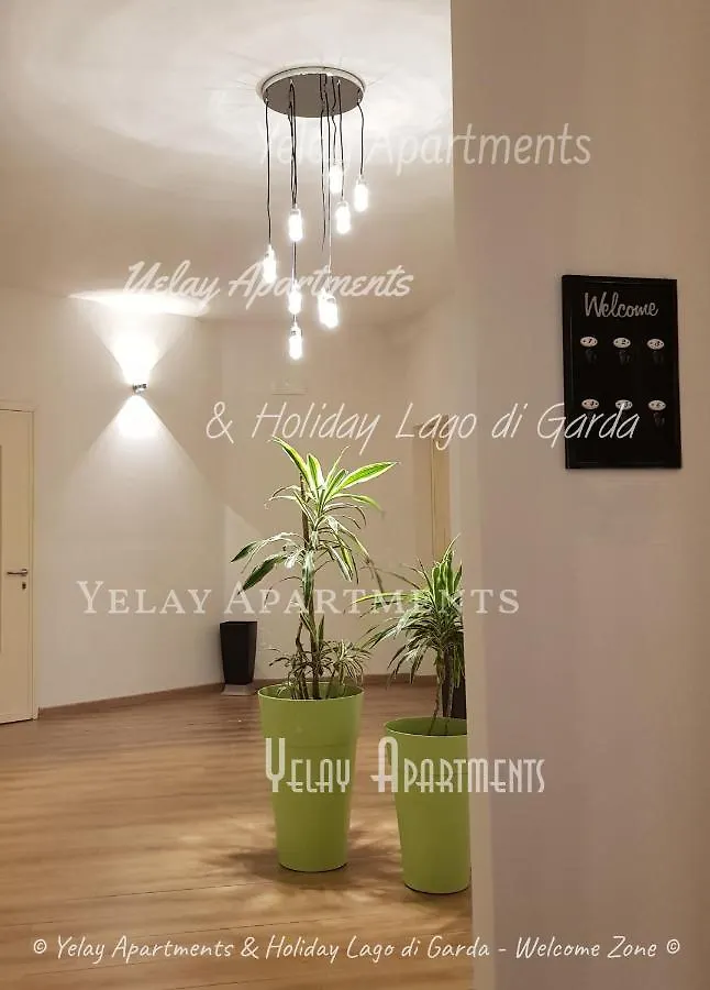 Yelay Apartments & Holiday Lago Di Garda Raffa Italie